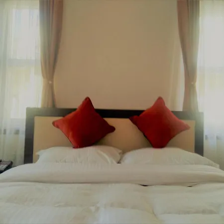 Hidden Leaf Bed & Breakfast-2